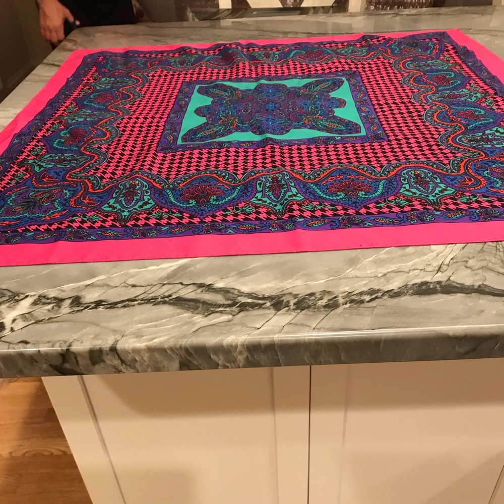Access Scarf Paisley Pink Purple Vintage Estate 29x29.5.